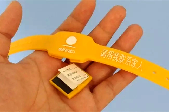 9f2c635e-7a18-4abb-b385-12a574ac9db9.jpg