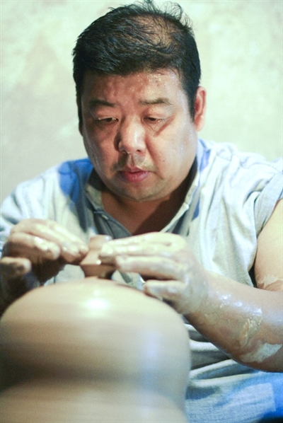 ①杨晓锋近影