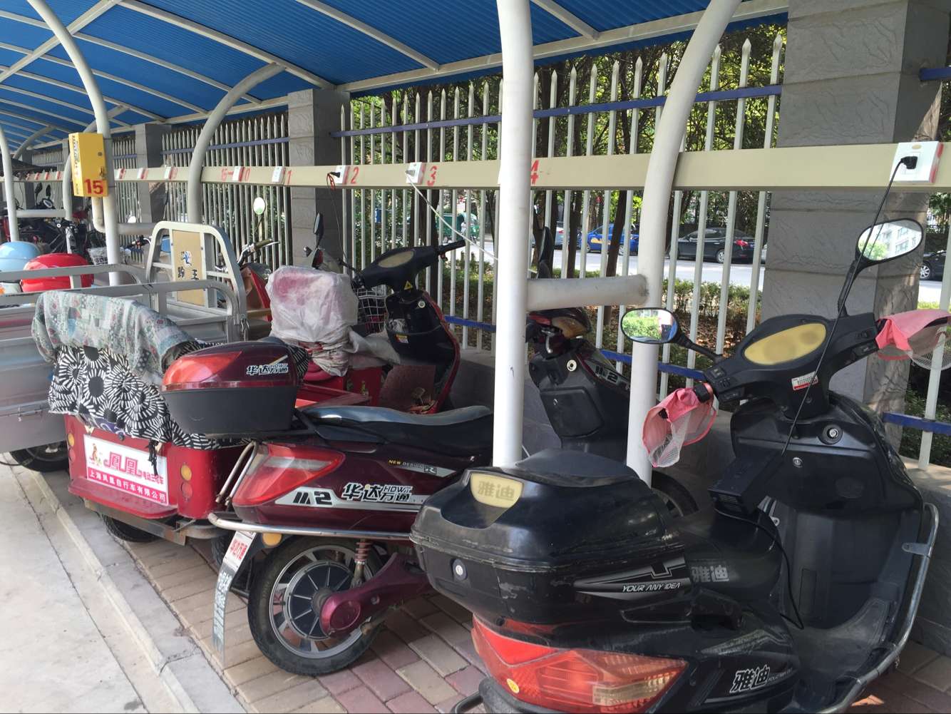 许昌网-为让电动自行车跑得更欢 我市计划建