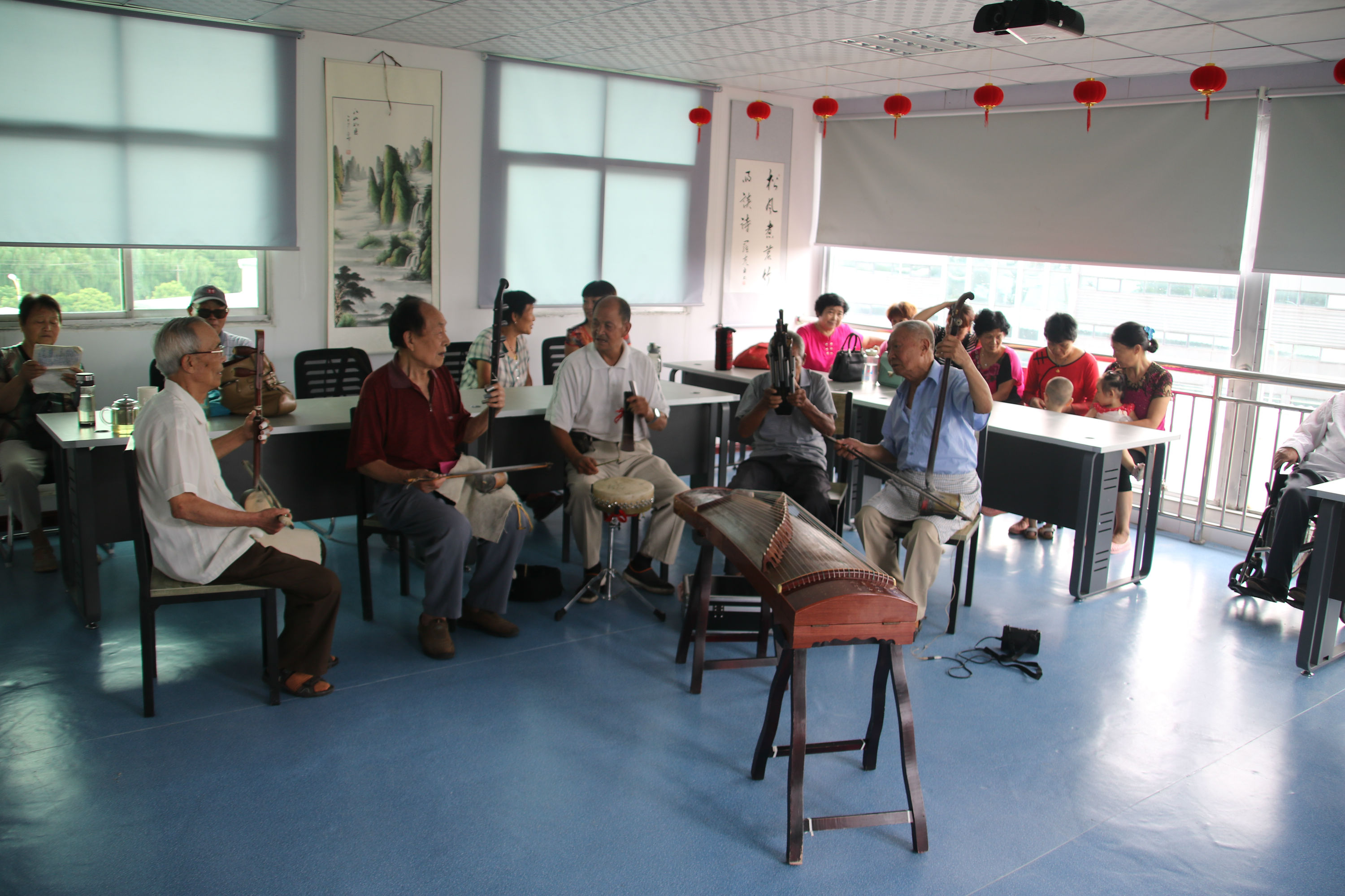 许昌网-老人需要什么 社区养老中心就提供什么