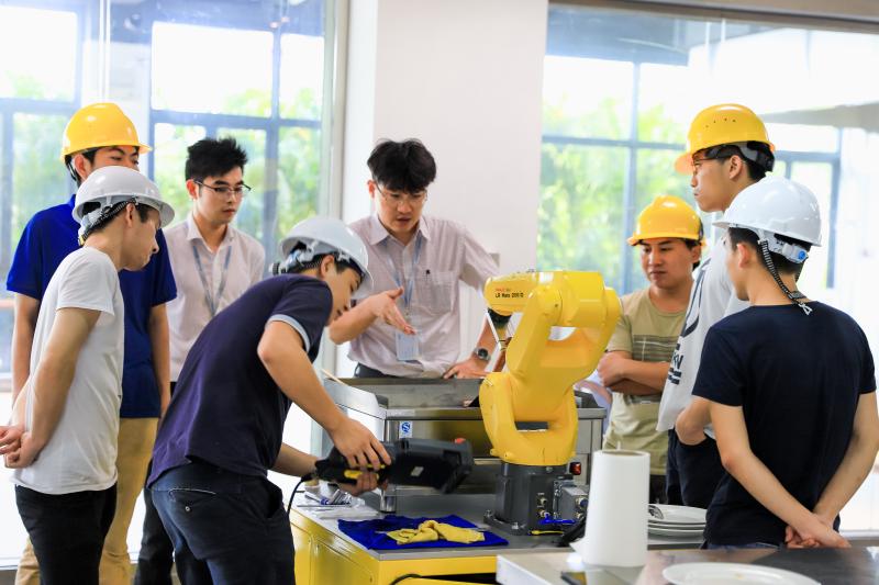 碧桂园进军智能制造,5年时间打造机器人产业生