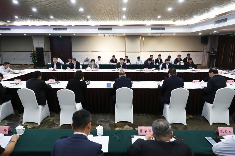许昌市委书记史根治主持召开中原电气实验室理事会第一次会议
